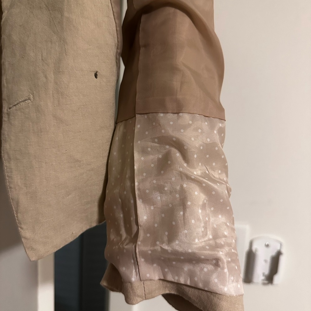 Linen Blazer - Picture 5 of 6